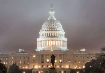 The building of the U.S. Congress at night.